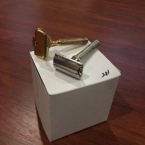 Vintage Gillette razor lot of 2. 1960's Gem junior and Adjustable fat off razor
